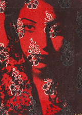 דיוקן מרים אדום שחור טקסטיל