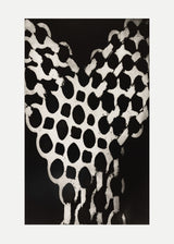 תכשיט פיגורטיבי 1 שחור לבן