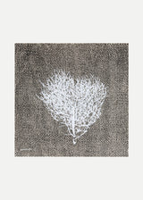 לב סירה לבן רשת אפור